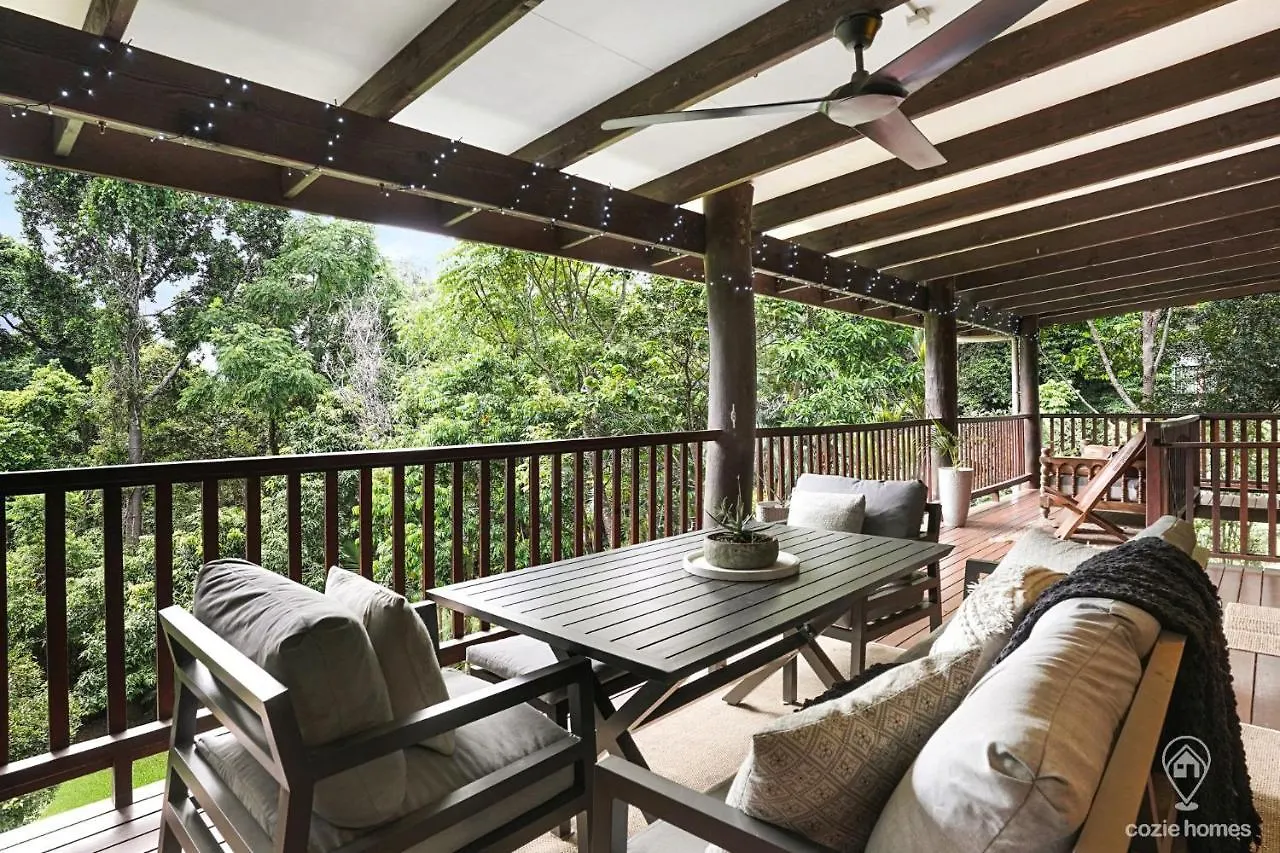 Bindi Treehouse - Elevated Pole Home Freshwater 0*,  Australia